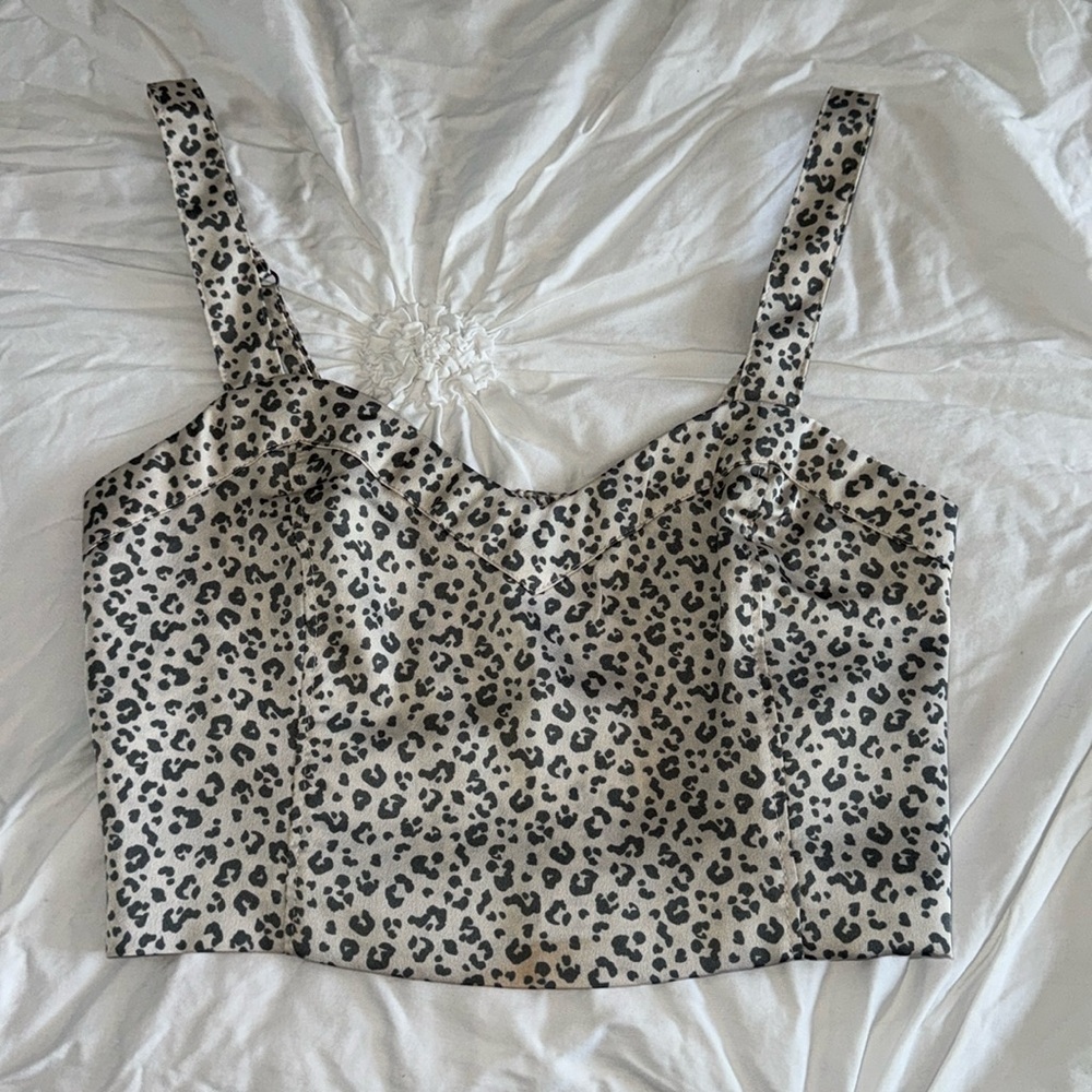 Abercrombie & Fitch Satin Cheetah Print Cropped Tank
